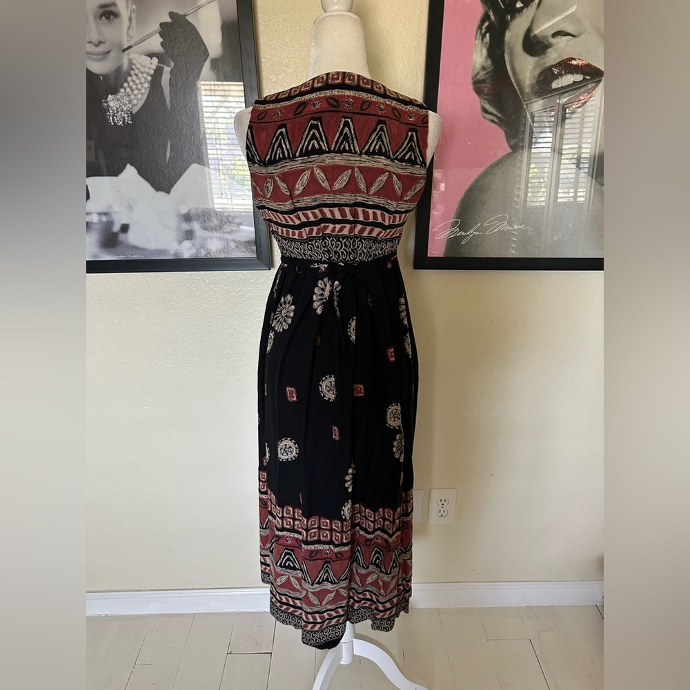 Dress - Picture 4 of 5